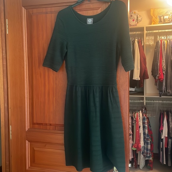 Vince Camuto Forest Green Sweater Dress Size M - Picture 2 of 6